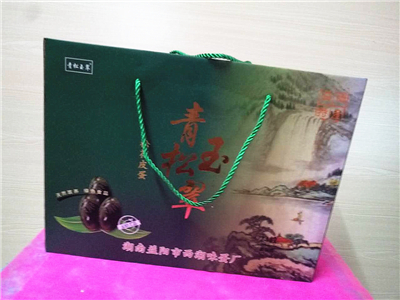 青松玉翠皮蛋